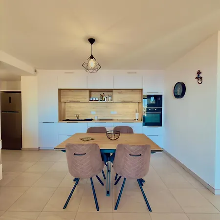 Ty-corsica - Sea View Apartment Bastia (Corsica)